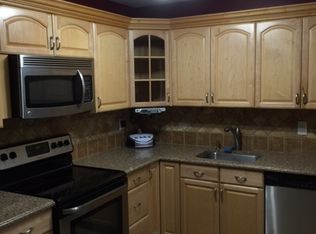 68 Villa Dr, Peekskill, NY 10566