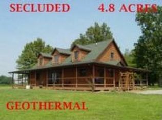 509 Vaughn Rd, Carterville, IL 62918