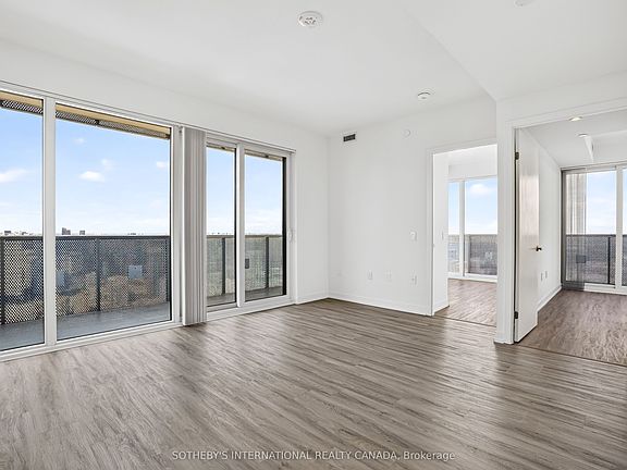 5th image of 55 Cooper St #6605