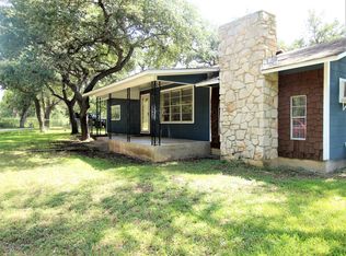 269 Roundup Ln, Lakehills, TX 78063