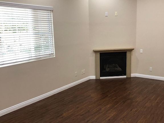 5th image of 624 E San Jose Ave Unit 104
