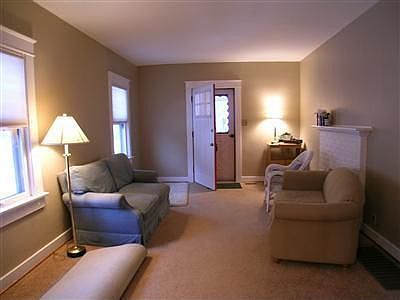 2nd image of 416 Hadley Ave