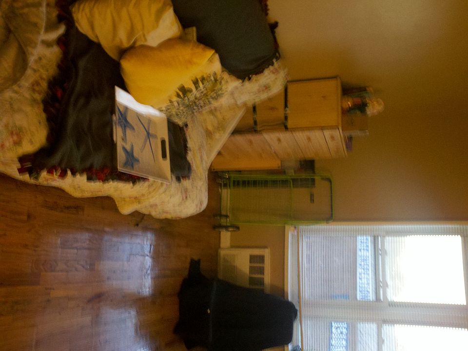 2nd image of 7510 Yellowstone Blvd APT 4K