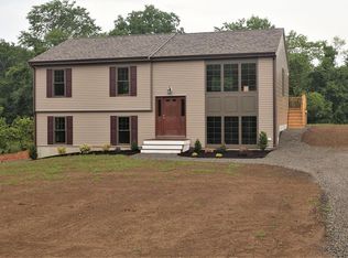 7 Soule St, Middleboro, MA 02346