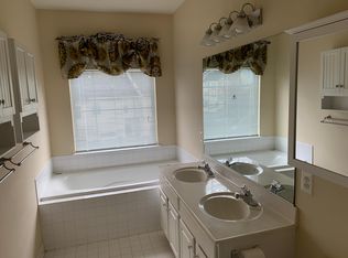 13014 Shenvale Cir, Bristow, VA 20136