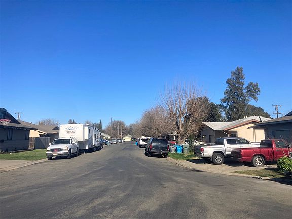 4th image of 1037 Hedge Ave