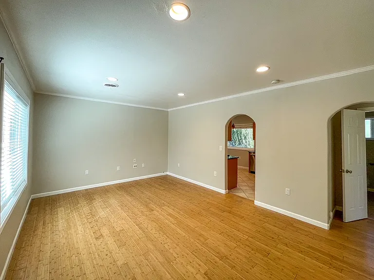 2928 S Leadville Ave — Photo 7