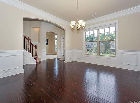 5th image of 805 Palmetto Bay Dr