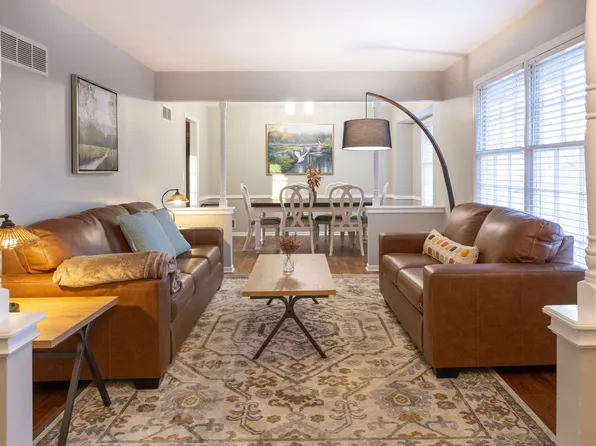 6206 Mullen Rd, Shawnee, KS 66216