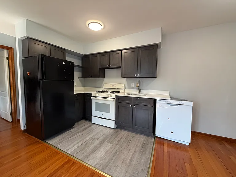 401 Billiou St #2 — Photo 4