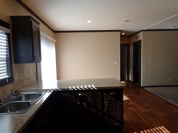 3rd image of 7460 Kitty Hawk Road Site #401