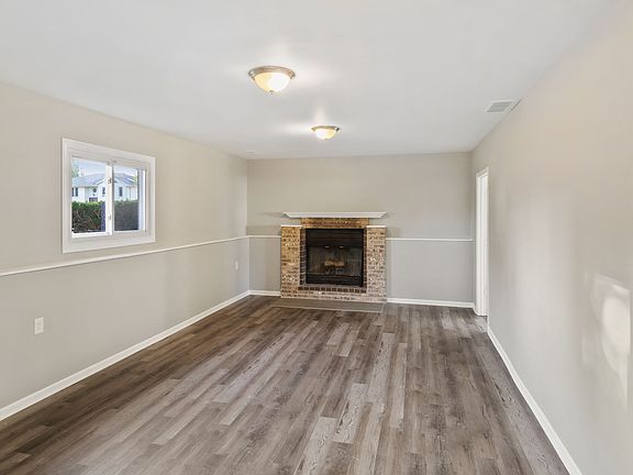 5th image of 2503 John Bourg Dr