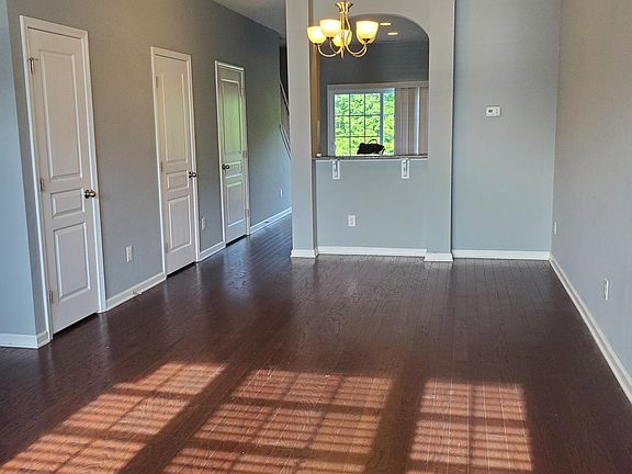 Living room/dining room