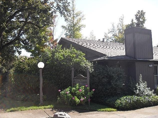 1st image of 755 W Spain St