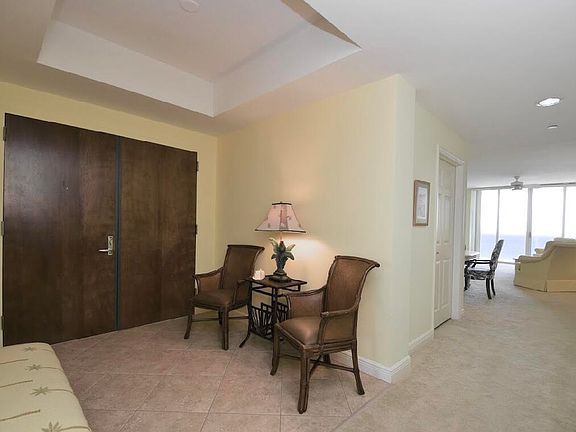 4th image of 4240 Galt Ocean Dr APT 1103