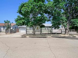 307 S Ramona St, Hemet, CA 92543