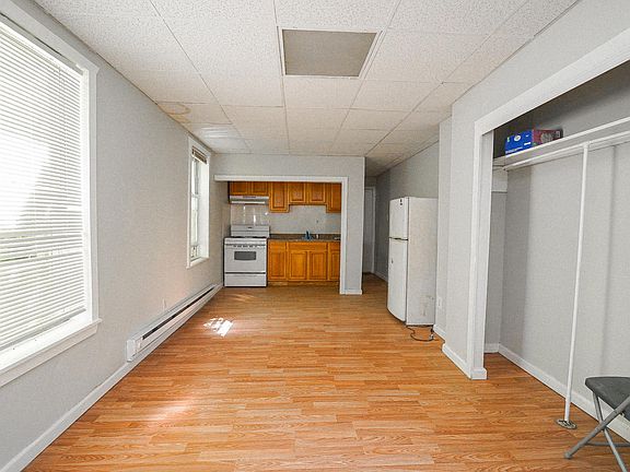 3rd image of 2037 N 8th St Floor 2