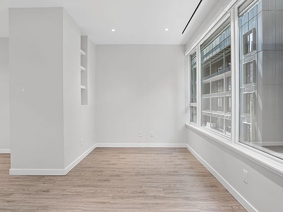 3rd image of 1177 Hornby St #410
