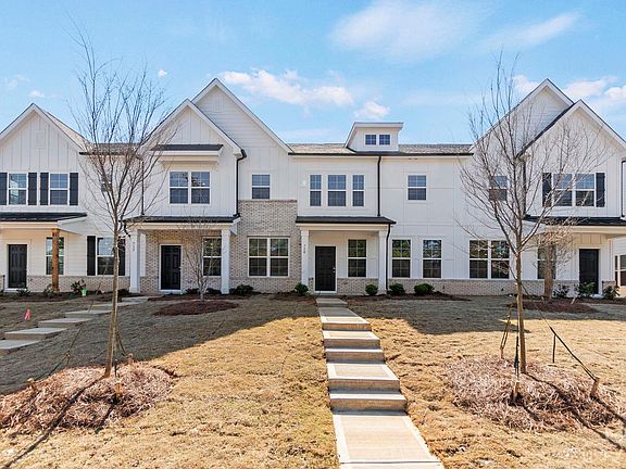 3rd image of 734 Herlong Ave #12