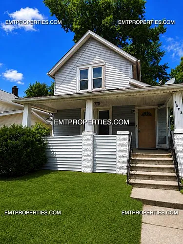 1220 W Erie Ave Photo 1