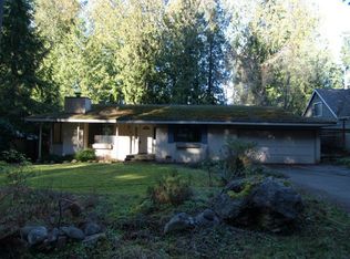 8240 Hansen Rd NE, Bainbridge Island, WA 98110