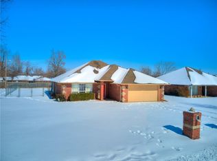 1014 Woods Ter, Chandler, OK 74834