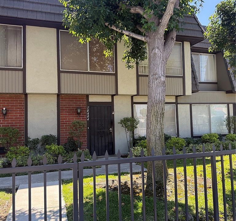 1st image of 10404 Artesia Blvd