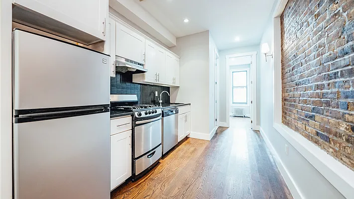 Rented by Nooklyn NYC LLC | media 6
