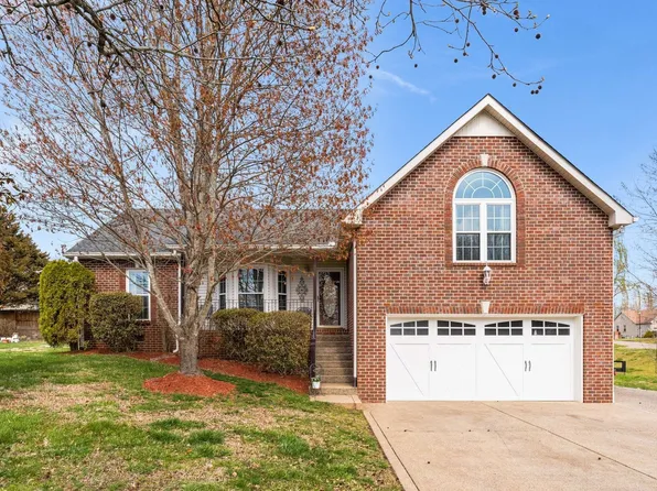 5013 Lanier Dr, Greenbrier, TN 37073