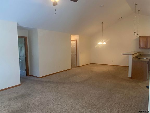5th image of 1836 N 175th Plz