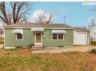 10600 E 27th Ter, Independence, MO 64052