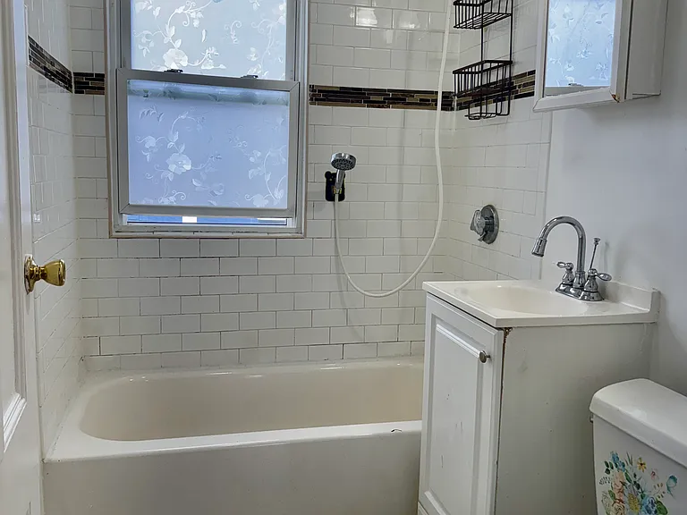 68 Farrington St #1 — Photo 23