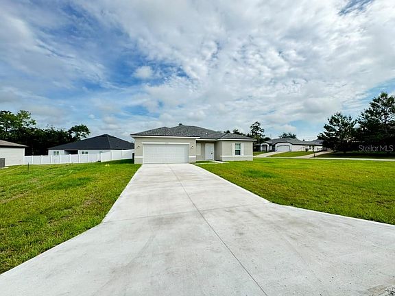 3rd image of 13334 SW 29th Cir