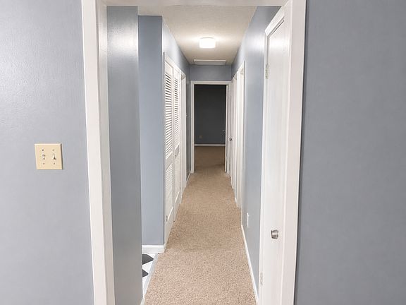 4th image of 1780 4th Crompton Ct #B