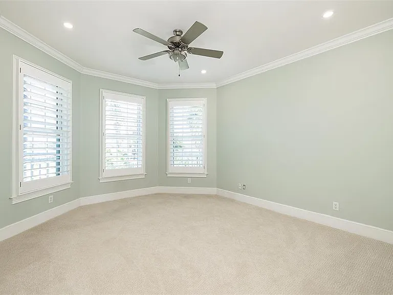 821 Bay Point Dr — Photo 25