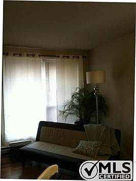 4th image of 1509A Sweetbriar Ave