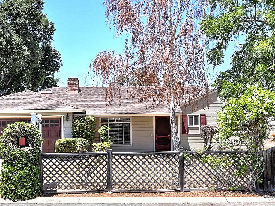 1st image of 1385 Cordilleras Ave