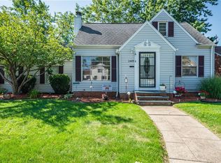 2405 Tuxedo Ave, Parma, OH