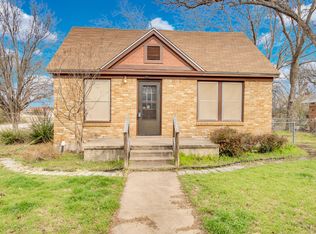 101 E Miller St, Burleson, TX 76028