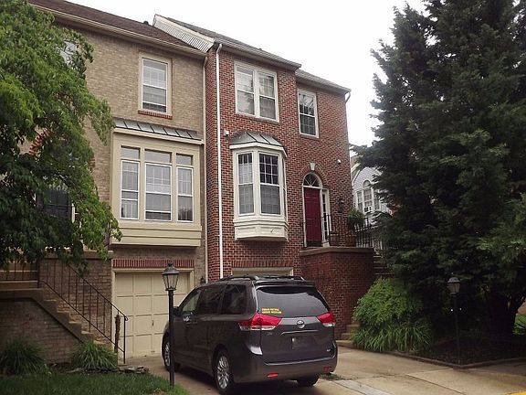 3rd image of 11916 Matthews Ct