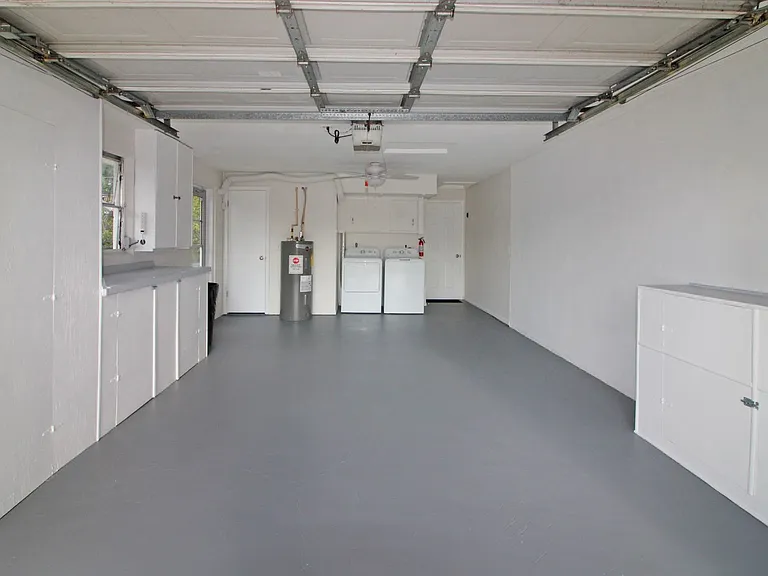 253 Alsace Ave — Photo 16