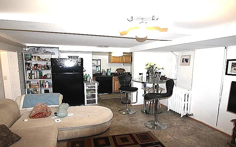 867 N Abingdon St #B — Photo 3