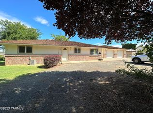 4411 Birchfield Ln, Moxee, WA 98936