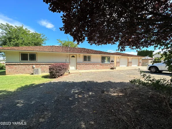 4411 Birchfield Ln, Moxee, WA 98936