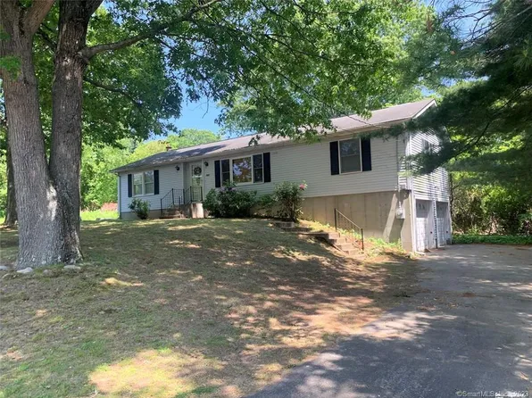 461 Bayonet Street, New London, CT 06320