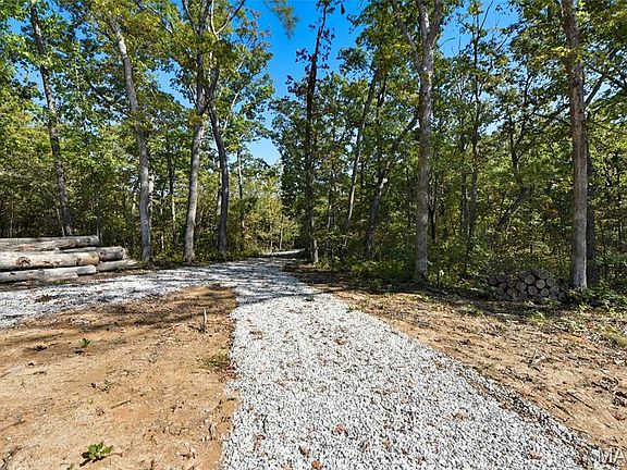 3rd image of 21860 Rangeline Dr