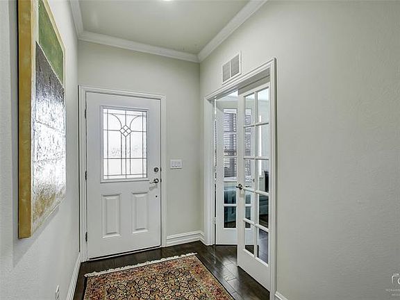 3rd image of 6409 Paragon Dr