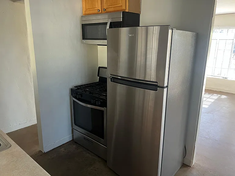 2034 W Cypress St — Photo 7