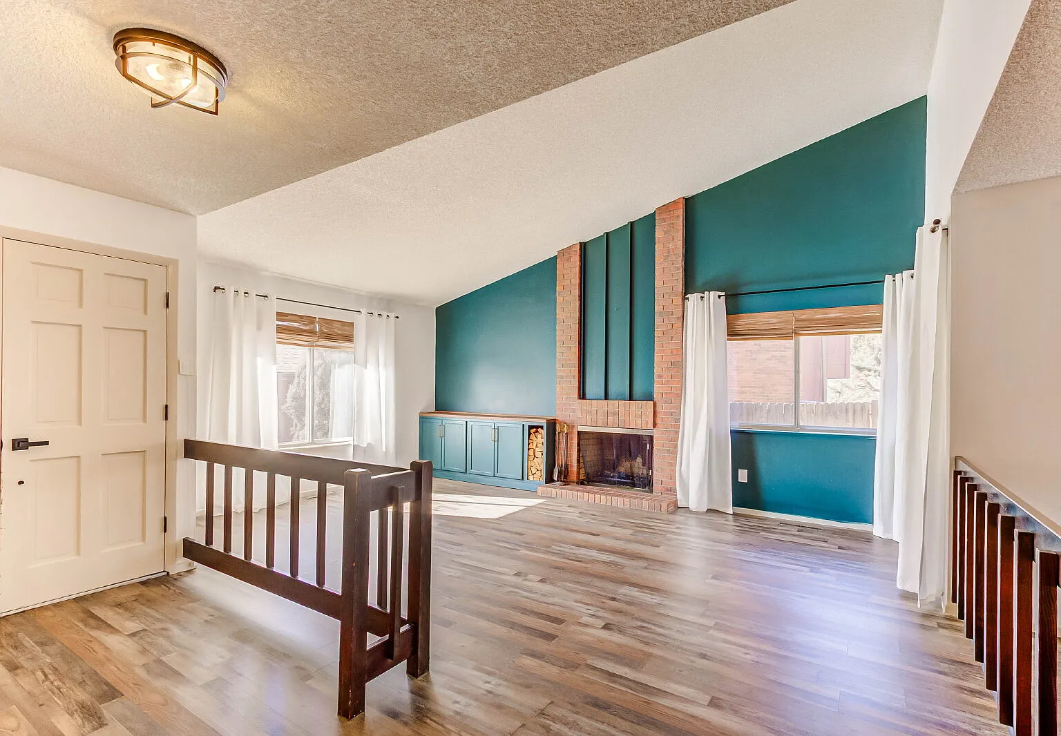 3 bed, 2.0 bath, 1554 sqft, $2,468 — Photo 1