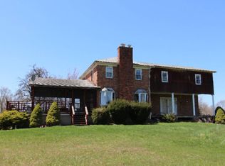 14228 Madison Rd, Middlefield, OH 44062